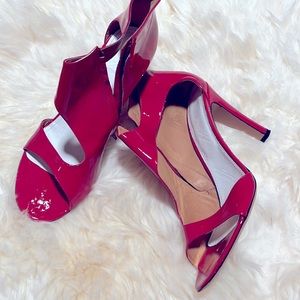 Maison Martin Margiela Red Patent Leather Peep-Toe Heels